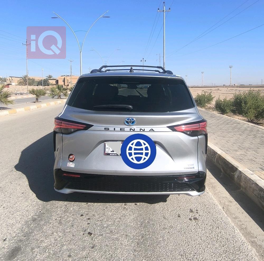 تويوتا سيينا